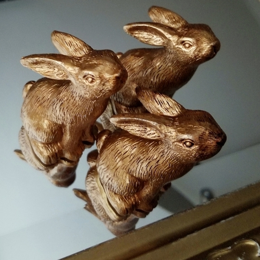 ❗Target Bullseye Gold Metallic Bunny Decor Pieces Set of 3❗